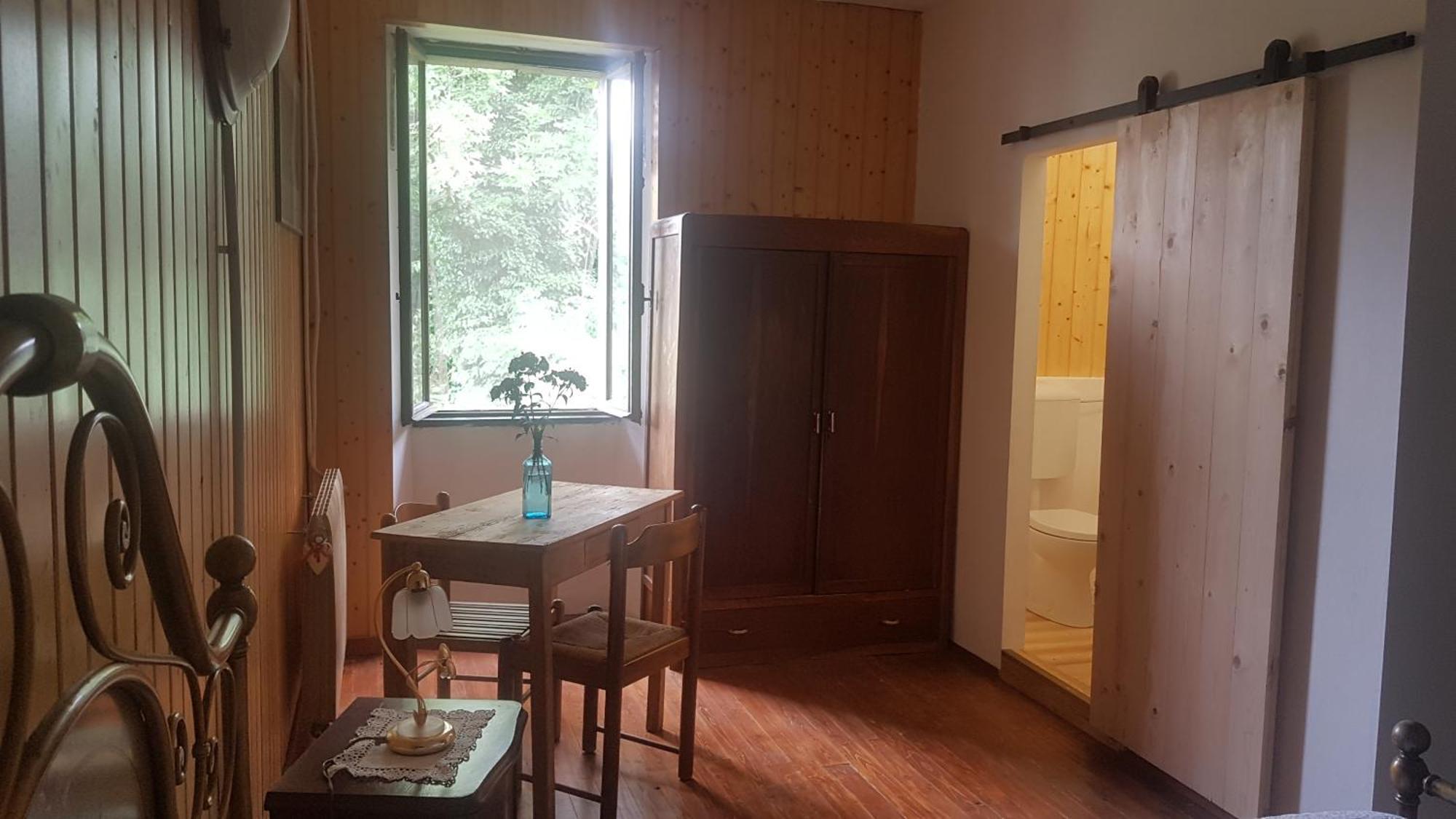 La Stanza Del Bosco Appartement Arcumeggia Buitenkant foto
