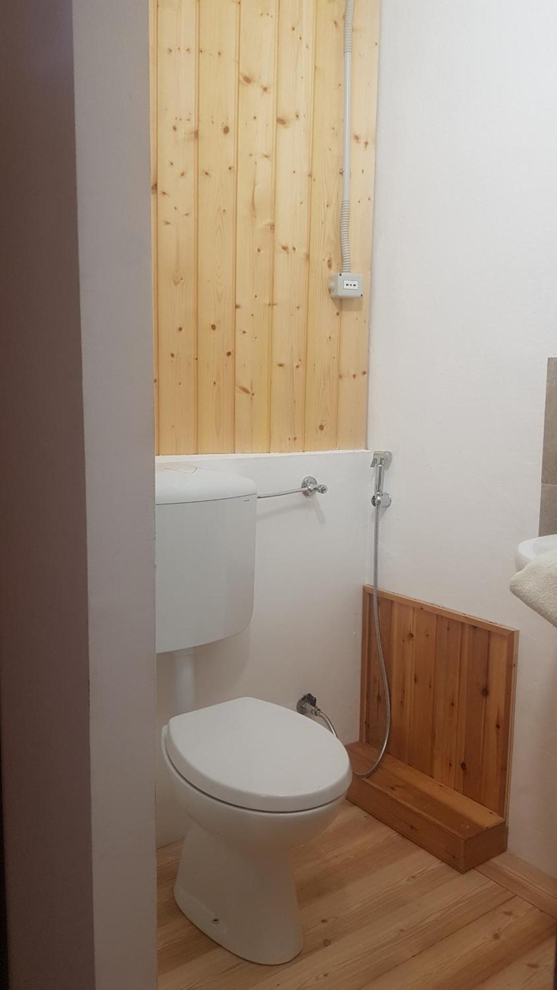 La Stanza Del Bosco Appartement Arcumeggia Buitenkant foto